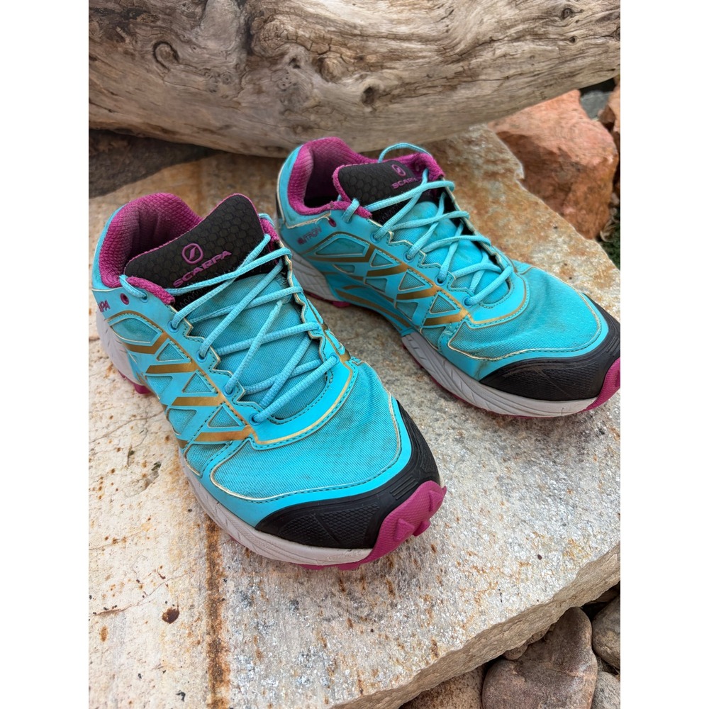 Scarpa Neutron Womens Trail Running Shoes Turquoise Gold 33035-352 Size 8 2/3 US